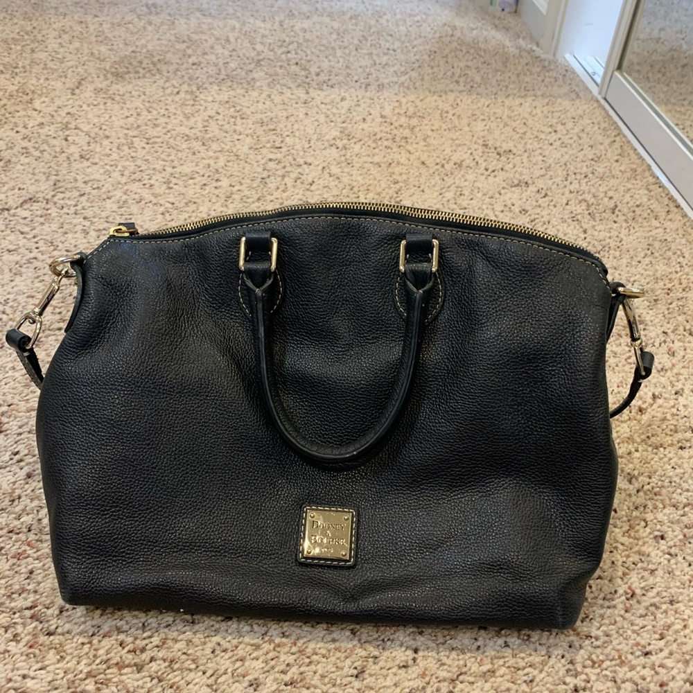 dooney and burke shoulder bag